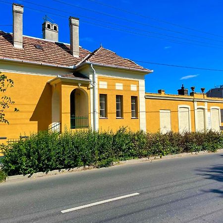 Villa Luca Mosonmagyaróvár Dış mekan fotoğraf